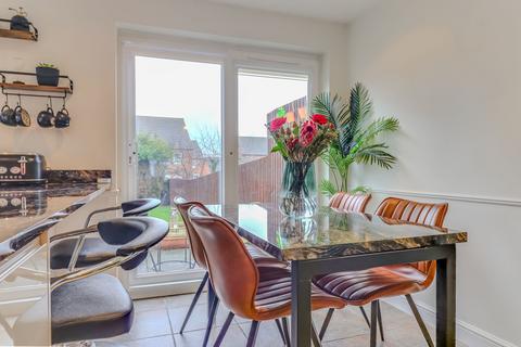 undefined, Kings Drive, Leicester Forest East, LE3
