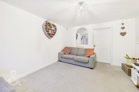 2 bedroom semi-detached house for sale, Sheppard Drove, Wymondham