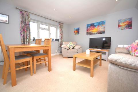 2 bedroom flat for sale, Rose Court, Chessmount Rise, Chesham