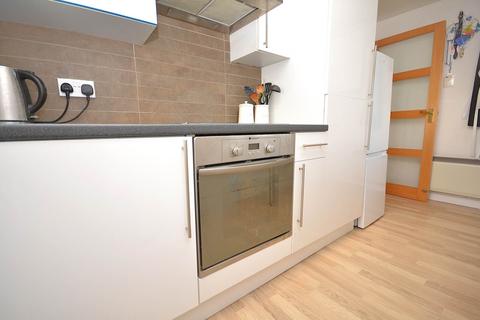 2 bedroom flat for sale, Rose Court, Chessmount Rise, Chesham