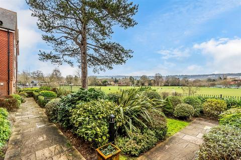 undefined, East Hill Road, Oxted
