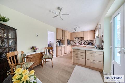4 bedroom detached house for sale, Finkle Street, Hensall, Goole