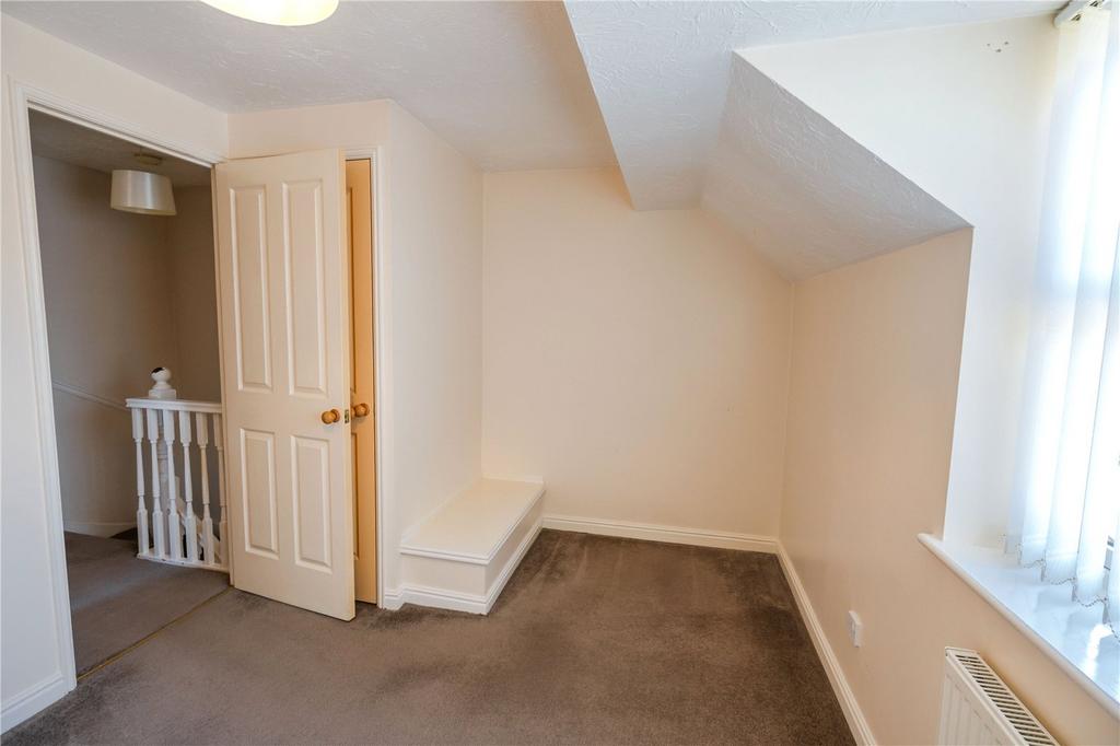 Bedroom 2 (2)