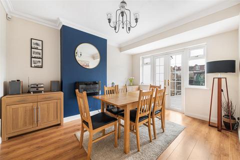 undefined, Connaught Road, Sutton