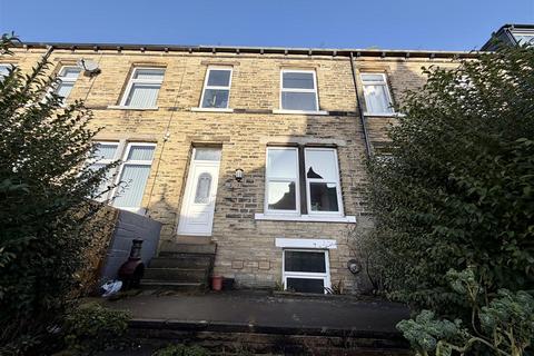 3 bedroom terraced house for sale, Haugh Shaw Road, Halifax