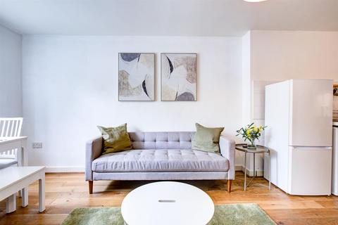 3 bedroom apartment to rent, Lanherne Gate, The Downs, Wimbledon, SW20