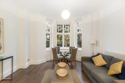 3 bedroom flat for sale, Bickenhall Mansions, Bickenhall Street, London W1U