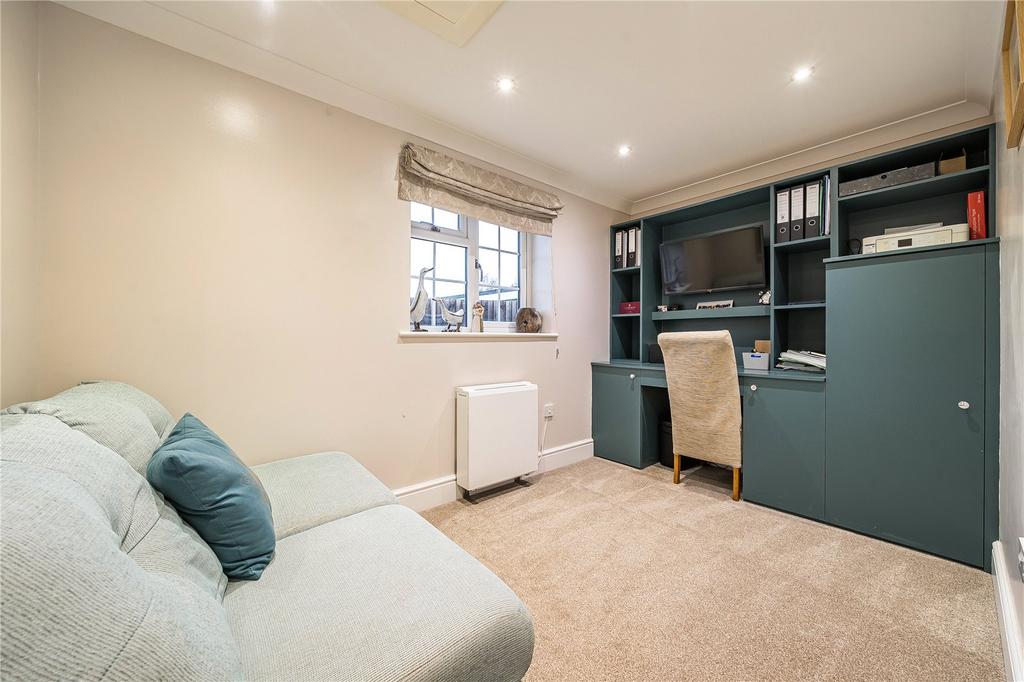 Bedroom 4/Study