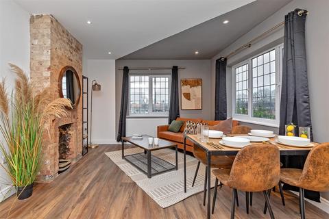 3 bedroom maisonette for sale, Royal Road, St Albans