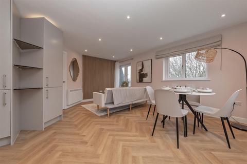 undefined, Royal Road, St. Albans