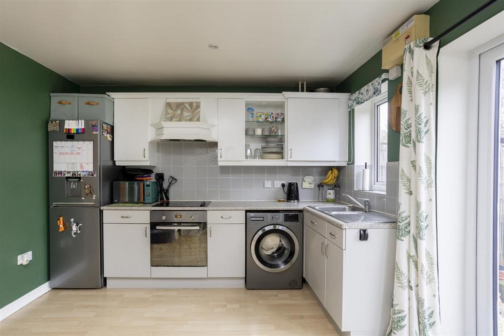 14 Blatchford court 6.jpg