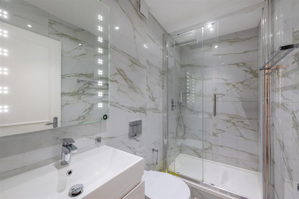 Flat 82 Walsingham Hi-10.jpg