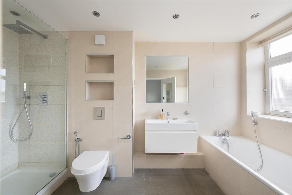 Flat 82 Walsingham Hi-15.jpg