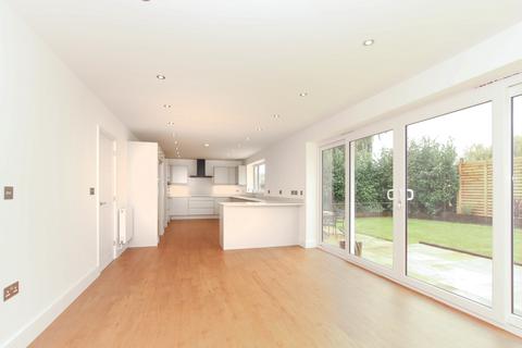 5 bedroom detached house for sale, Darrs Lane, Northchurch HP4