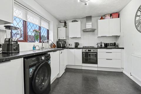 2 bedroom detached bungalow for sale, Garratt Close, Southampton SO30