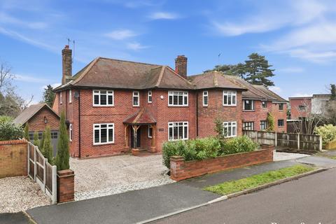 5 bedroom detached house for sale, Links Drive, Chelmsford, CM2