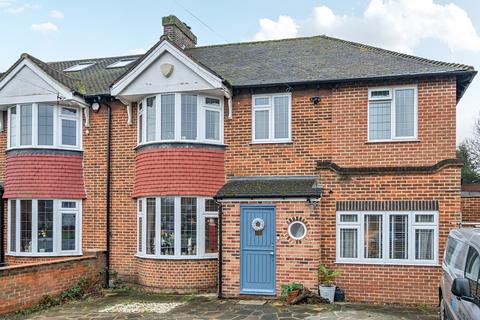 5 bedroom semi-detached house for sale, Midfield Way, Orpington