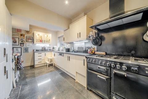 5 bedroom semi-detached house for sale, Midfield Way, Orpington