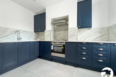3 bedroom terraced house to rent, Wainscott Road, Wainscott, Rochester, Kent, ME2