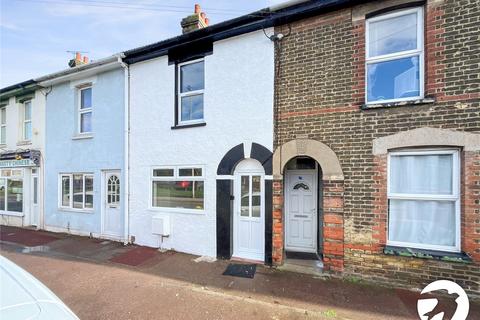 3 bedroom terraced house to rent, Wainscott Road, Wainscott, Rochester, Kent, ME2