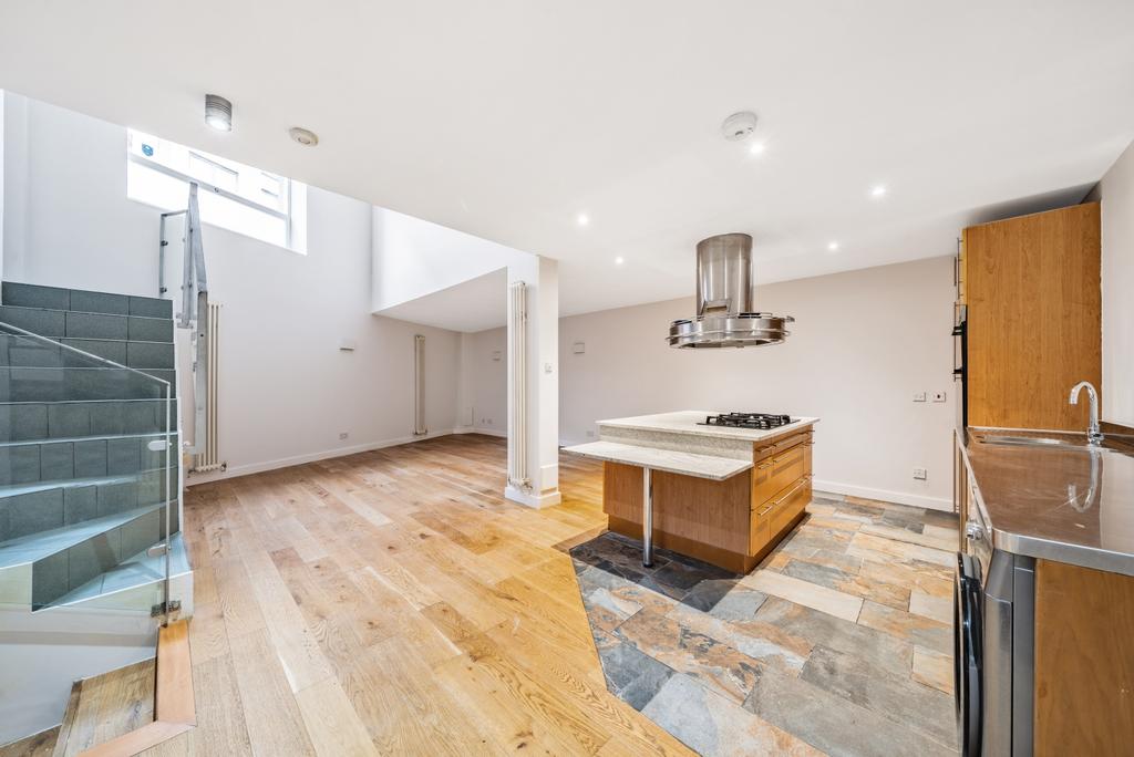 Reception/Kitchen