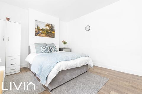 undefined, 27A Whitehorse Road, Croydon CR0