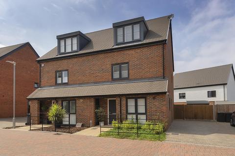 Edington Way, Kings Hill, ME19 4SW