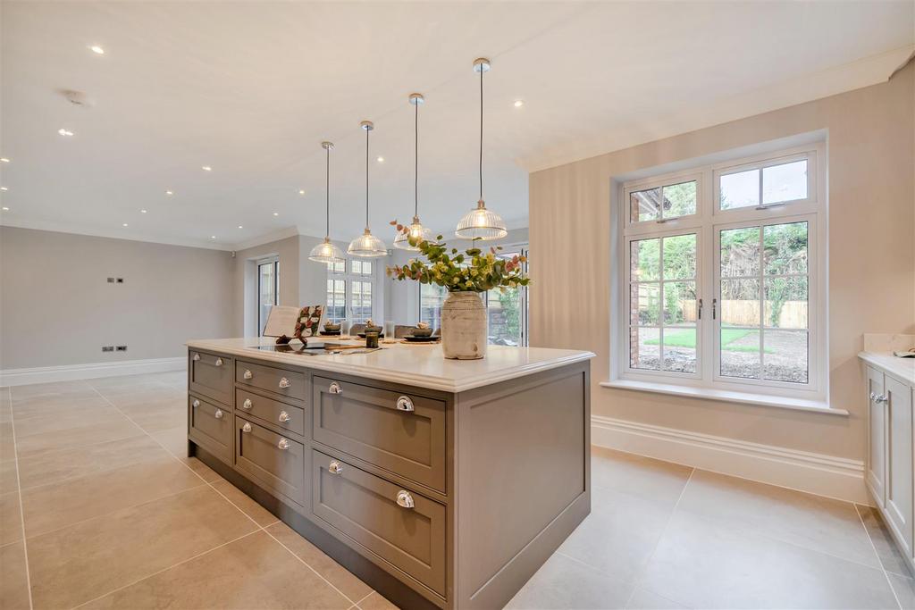 Kitchen-Dining-Family Room (4).jpg