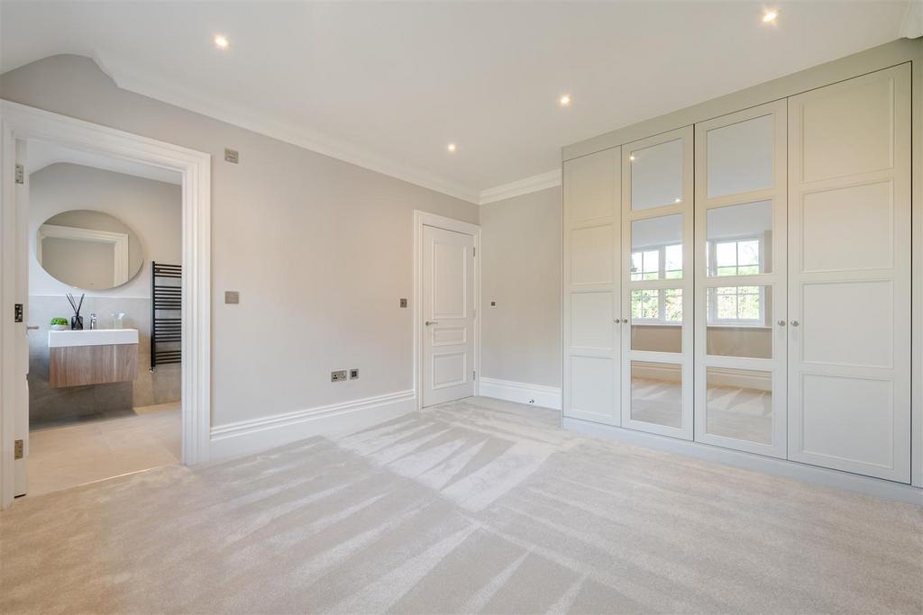 Bedroom 2.jpg