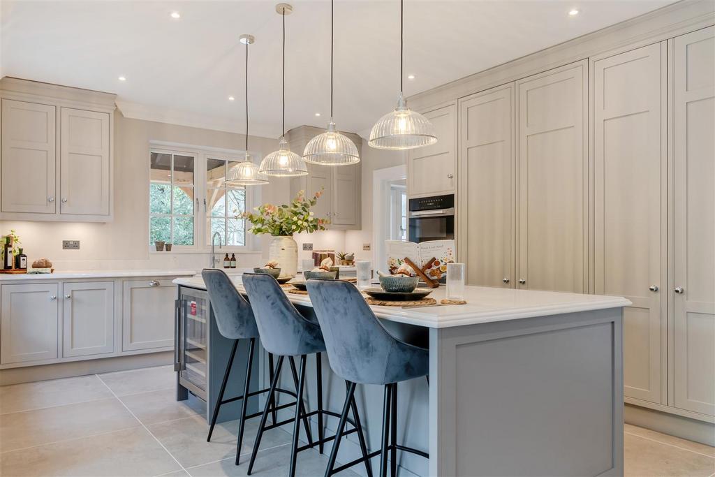 Kitchen (2).jpg