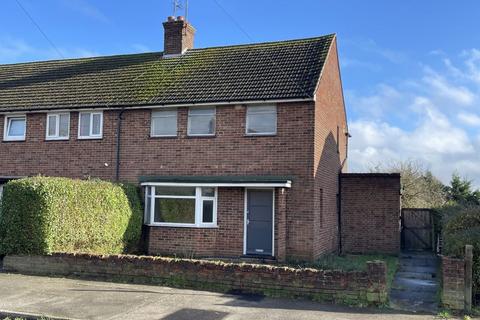 34 Fettledine Road, Irthlingborough, Wellingborough, Northamptonshire, NN9 5XF