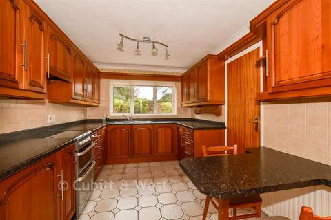 4 bedroom detached house for sale, Amberglade, Southwater, West Sussex
