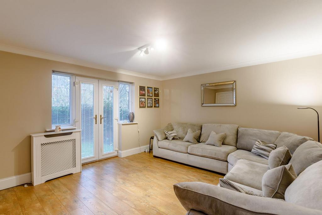 8405737-interior07-800.jpg