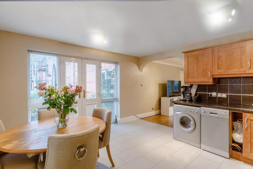 8405737-interior03-800.jpg