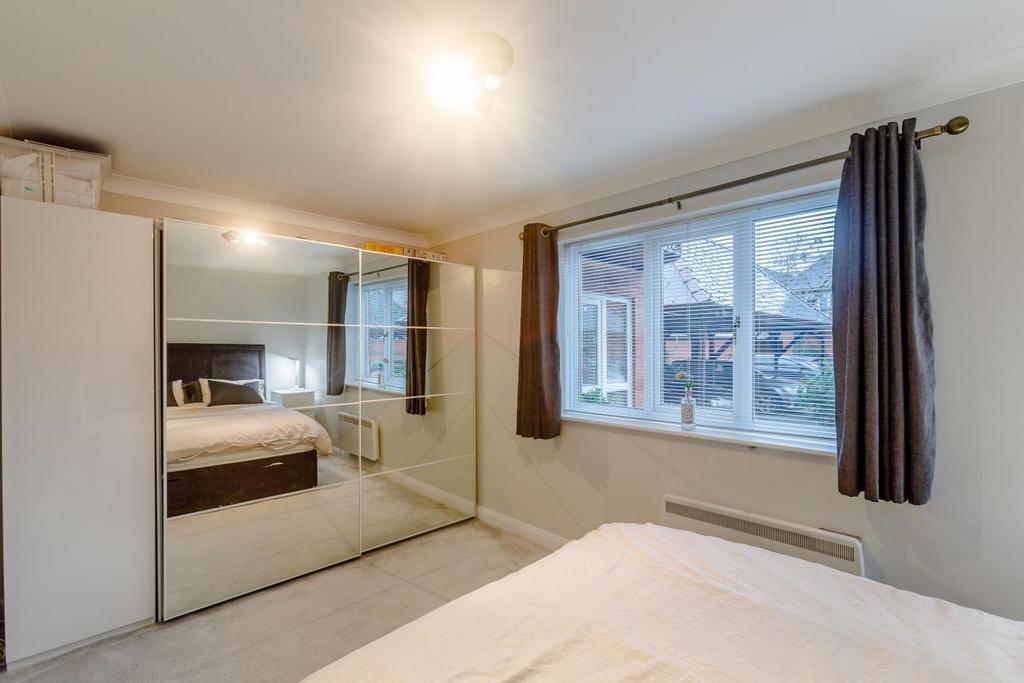 8405737-interior18-800.jpg