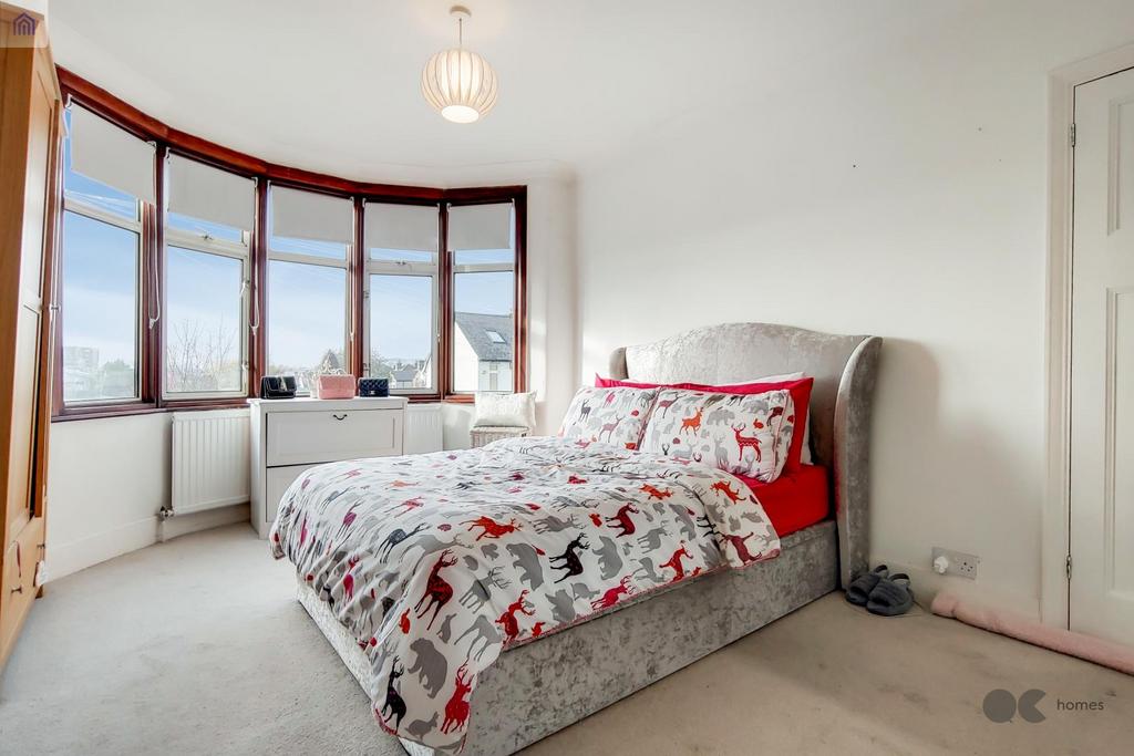 11 Main Bedroom-1.jpg