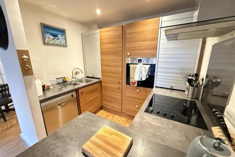2 bedroom apartment for sale, Quebec Building, Bury Street, Salford