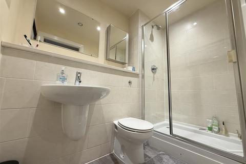 2 bedroom apartment for sale, Quebec Building, Bury Street, Salford
