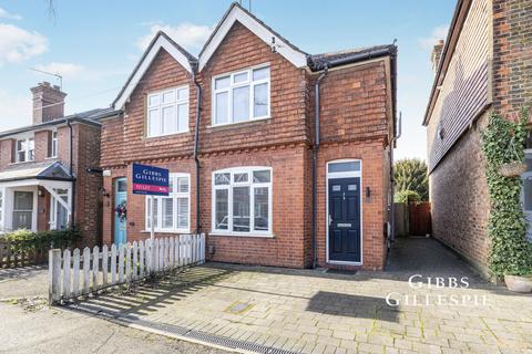 2 bedroom semi-detached house to rent, Hilliard Road, Northwood, HA6