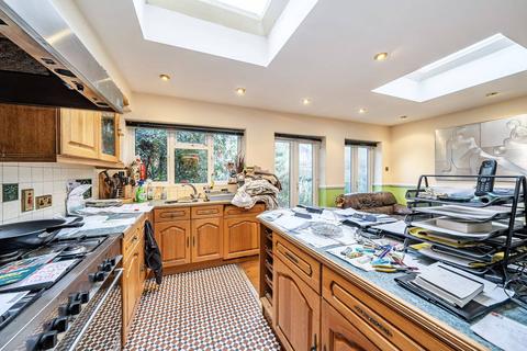 4 bedroom house for sale, Manton Avenue, Northfields, London, W7