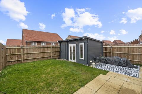 3 bedroom semi-detached house for sale, Hudson Avenue, Hertfordshire CM23