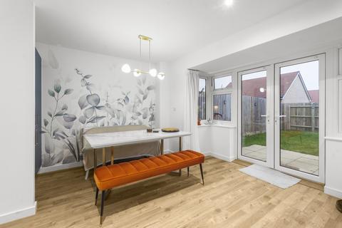 3 bedroom semi-detached house for sale, Hudson Avenue, Hertfordshire CM23