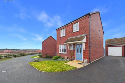 undefined, Tamworth B79