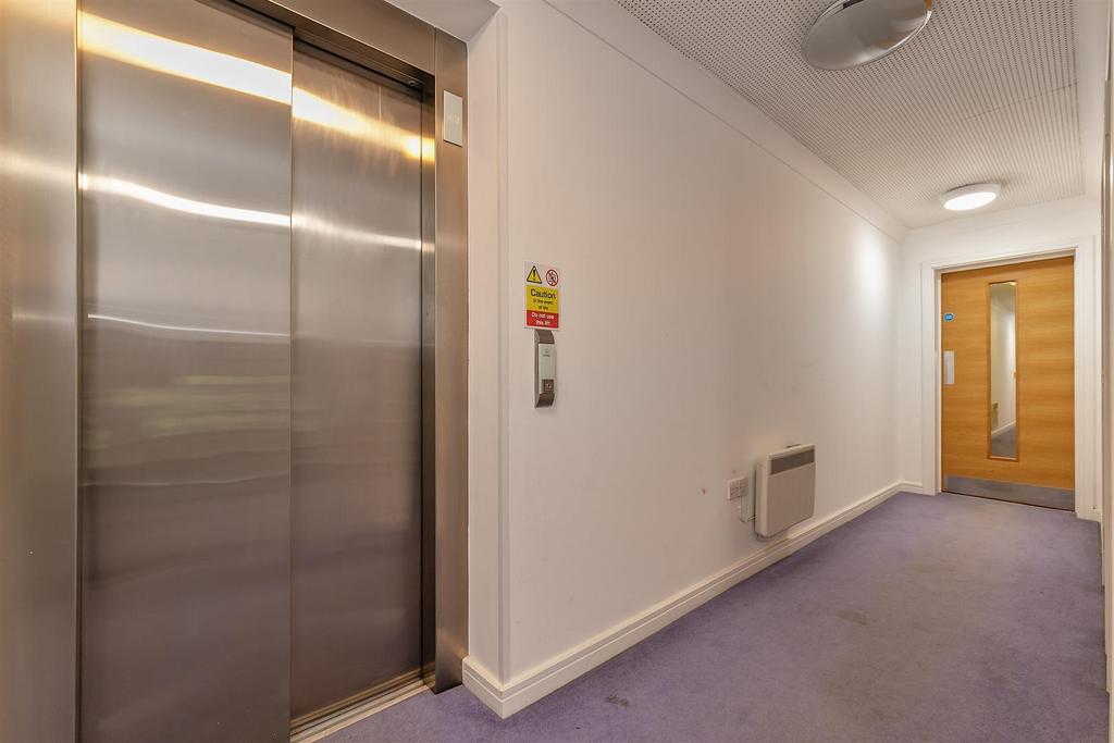 13 Tollhouse Point-6.jpg