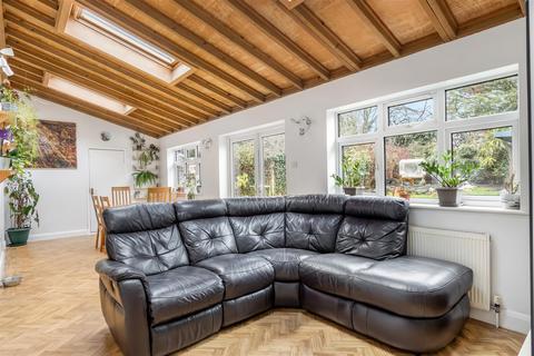 undefined, Baker Street, Potters Bar EN6