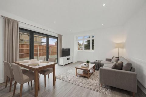 undefined, Plumpton Avenue, Hornchurch RM12
