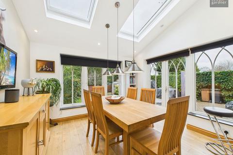 undefined, Plaitford Close, Rickmansworth, WD3 1NJ