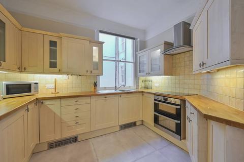 3 bedroom flat to rent, Beaufort Street, Chelsea, London, SW3