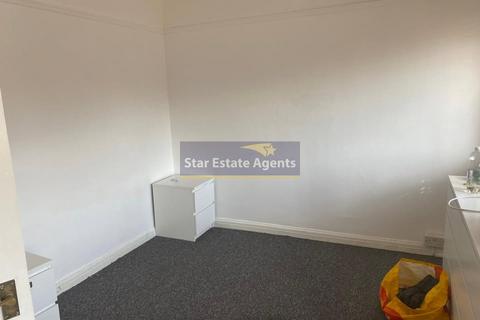 undefined, Dagenham RM10