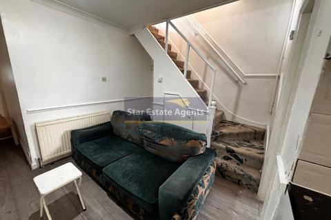 undefined, Dagenham RM10
